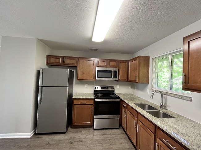 Building Photo - 5026 Westchase Ct