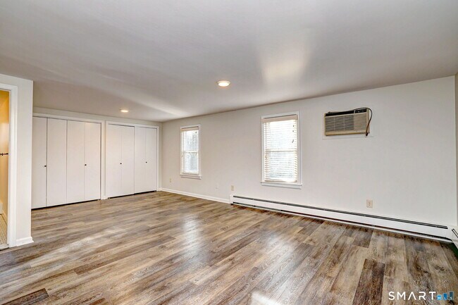 Building Photo - 5160 Madison Ave