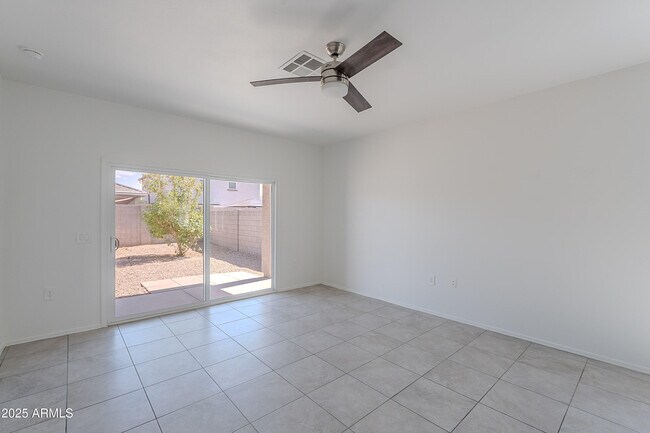 Building Photo - 35337 W San Alvarez Ave