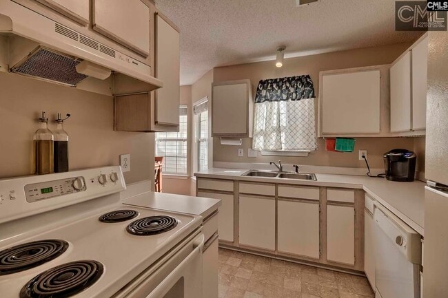 Building Photo - 104 Clouser Dr