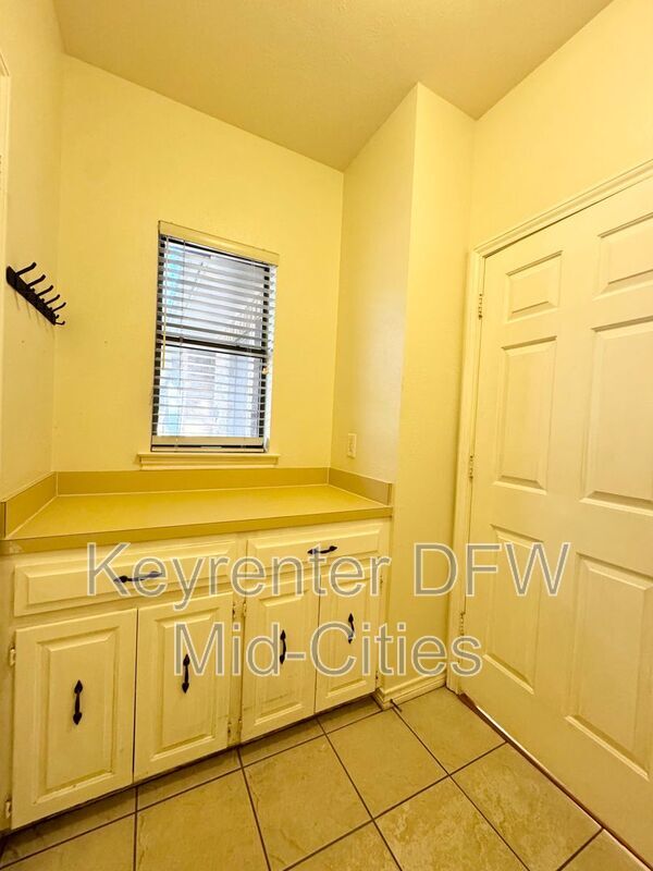 Building Photo - 2908 Old Mill Run