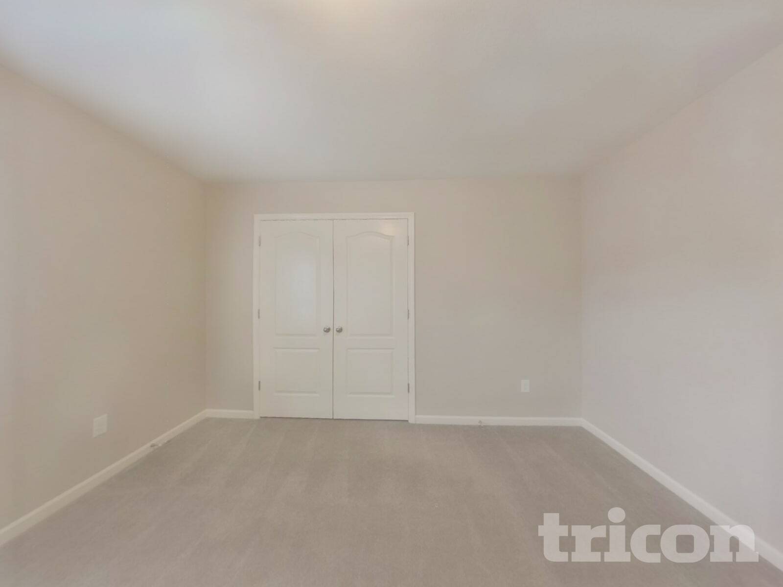 Building Photo - 1332 Waylon Ave