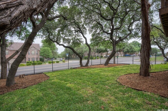 Building Photo - 10802 Winter Creek