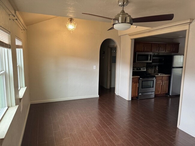 Building Photo - 2315 ½ N Gatewood Ave – Oklahoma City, OK ...