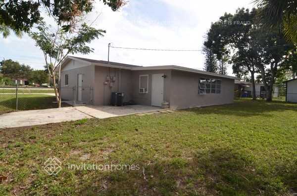 Building Photo - 6550 Winkler Rd