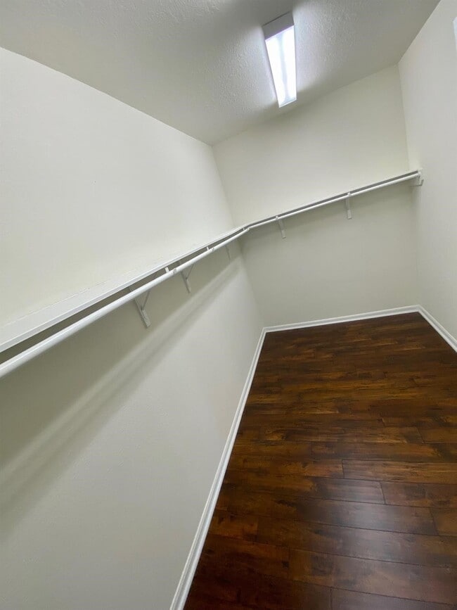 Building Photo - 5914 River Timber Trl