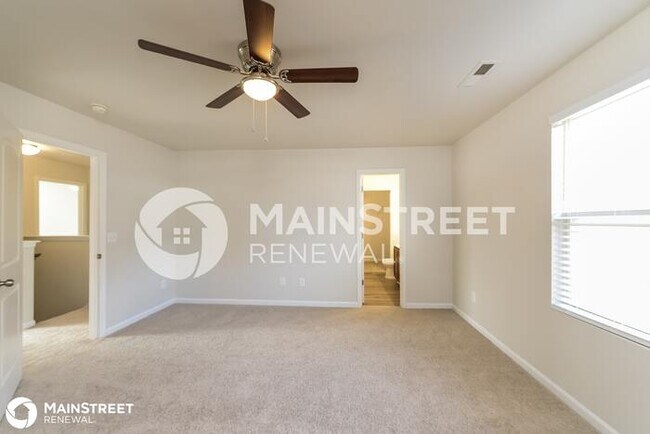 Building Photo - 3015 Bittersweet Rd NW