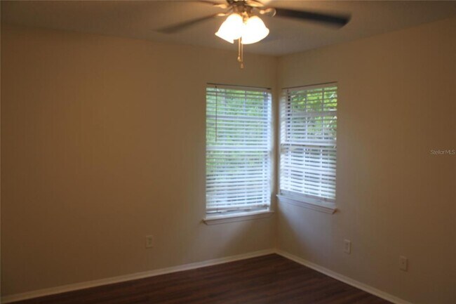 Building Photo - 10579 Satinwood Cir