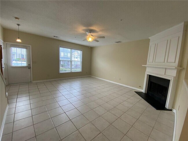 Building Photo - 1285 Kilmington Ct