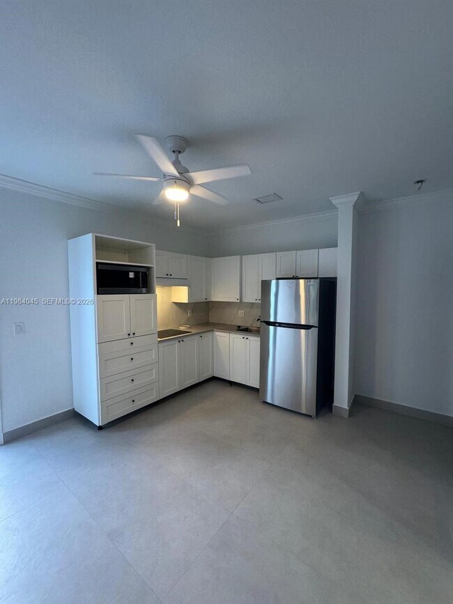 Building Photo - 16057 SW 53rd Ter