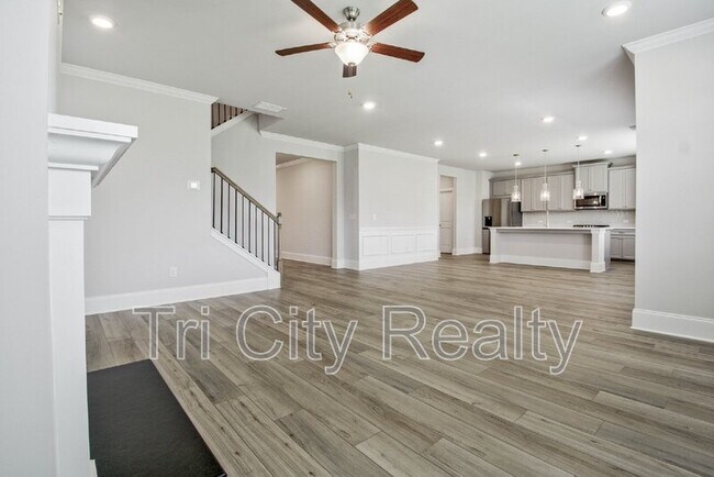 Building Photo - 602 Skye Ct