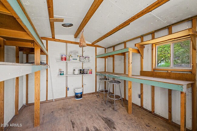 Building Photo - 29 E Foothill Dr