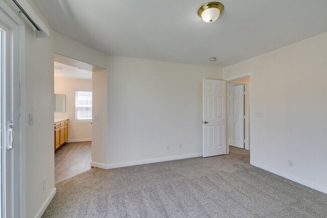 Building Photo - Bright & Airy 3-Bedroom Home with Private Balcony & Open Flow Living * COMING SOON *