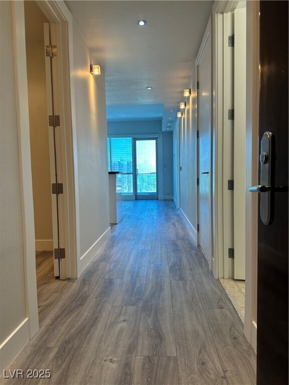 Building Photo - 4575 Dean Martin Dr