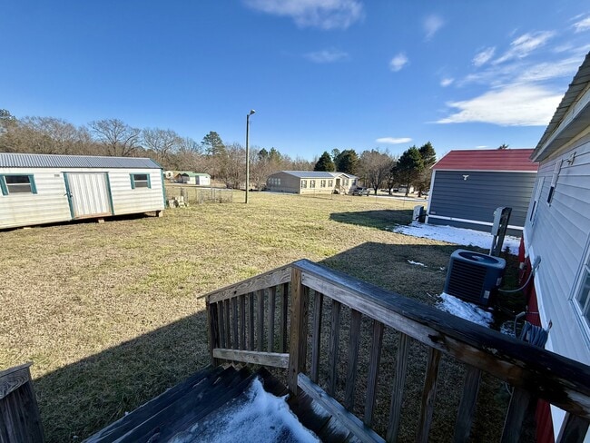 Building Photo - 258 Long Boys Trail