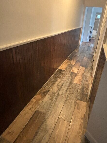 Building Photo - 35 Ashland Ave