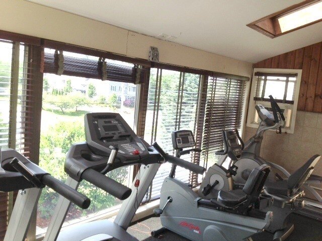 Building Photo - 133 Eastern Ave