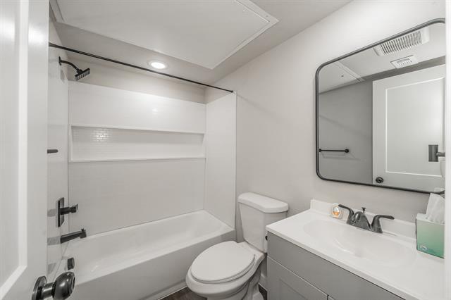 Building Photo - 2425 Cripple Creek Dr