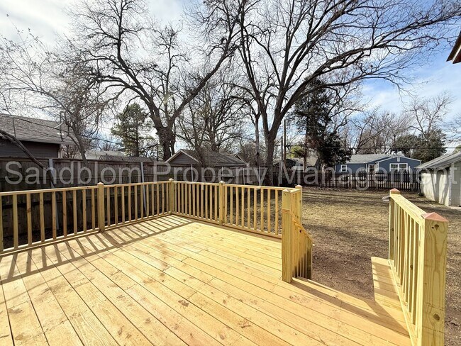 Building Photo - For Lease | Brookside | Available Now!