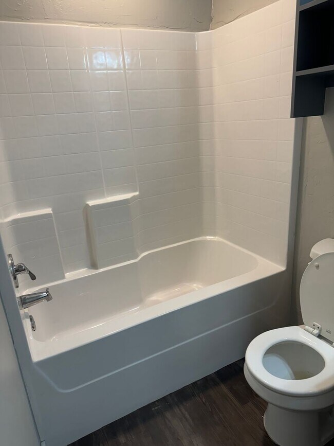 Building Photo - 1/2 off first month! 3 bedroom, 2.5 bathroom, 1 car garage
