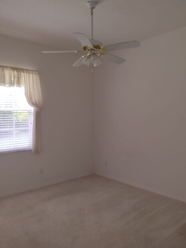 Building Photo - 8941 SW 191st Cir