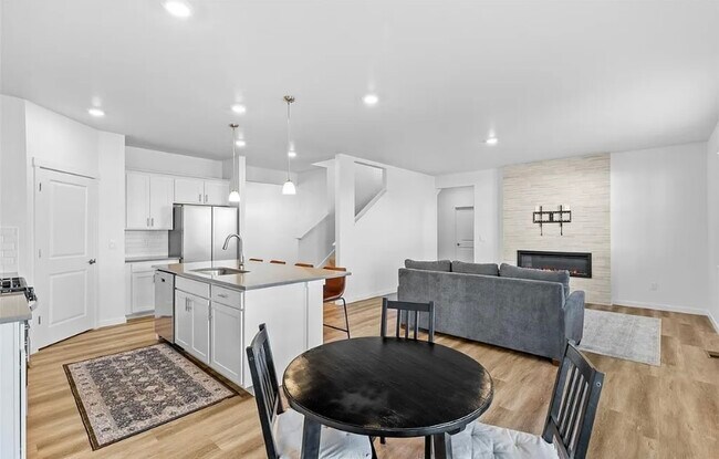 Building Photo - Berthoud Home