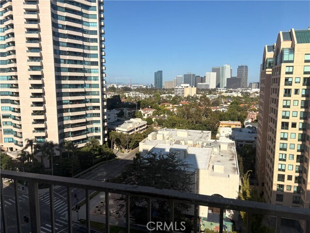 Building Photo - 10501 Wilshire Blvd
