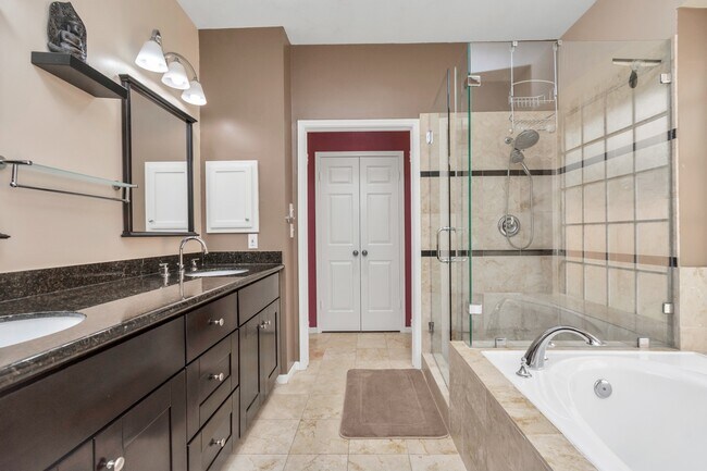 Building Photo - 4418 Ringrose Dr