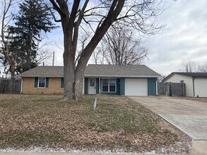 Building Photo - Now Showing this 4 Bedroom/2 bath in New Whiteland, IN