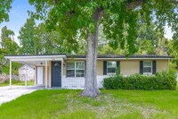 Building Photo - 5816 Sonora Dr W