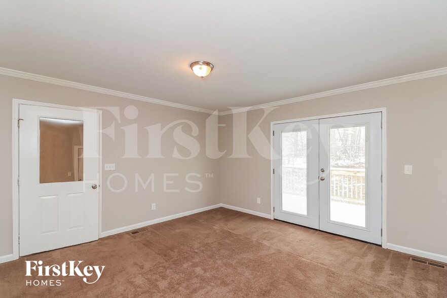 Building Photo - 5531 Concord Cir