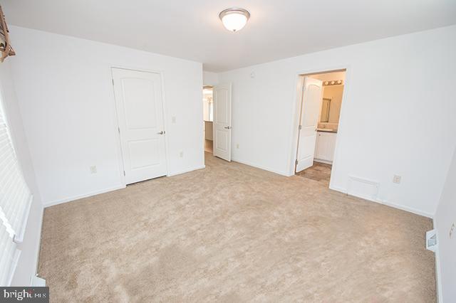 Building Photo - 18 Sabrina Dr