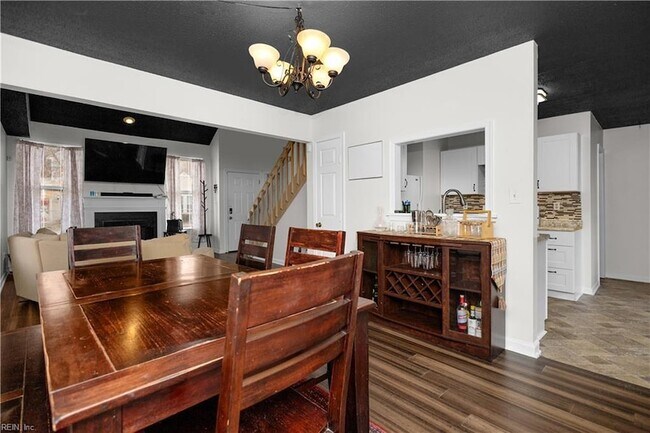 Building Photo - 197 Gate House Rd