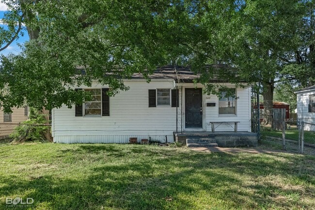 Building Photo - 2617 Waggoner Ave
