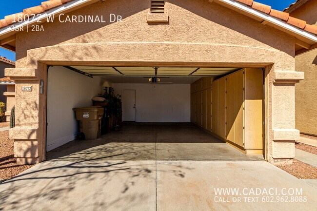 Building Photo - 18072 W Cardinal Dr