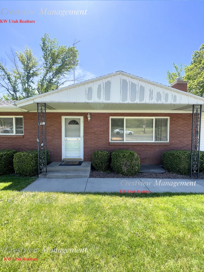 Building Photo - Charming Home with Expansive Yard in Prime Draper Location