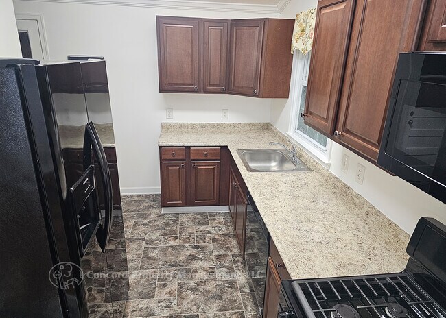 Building Photo - 7607 Meadow Way