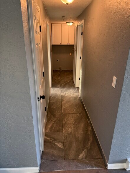 Building Photo - 1194 Kennedy St