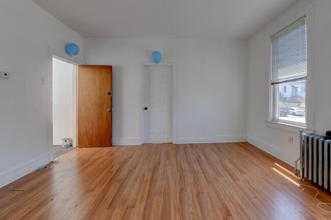 Building Photo - 477 Liberty Ave