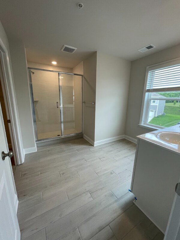 Building Photo - 12 buttercup Cir