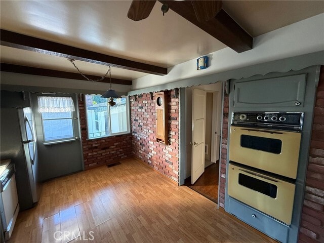 Building Photo - 8258 Doris Ave