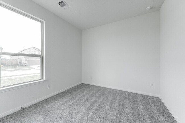 Building Photo - 2034 Domeniko Dr