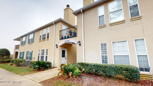 Building Photo - 211 Jardin De Mer Pl