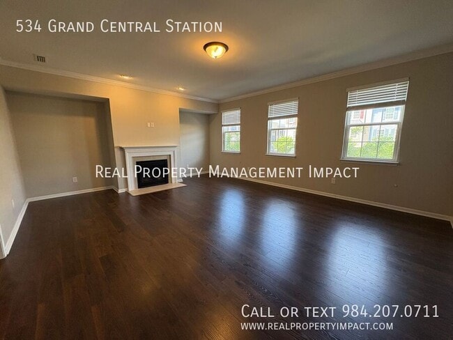 Building Photo - 534 Grand Central Sta