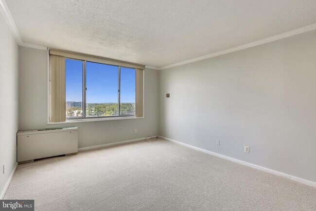 Building Photo - 11801 Rockville Pike