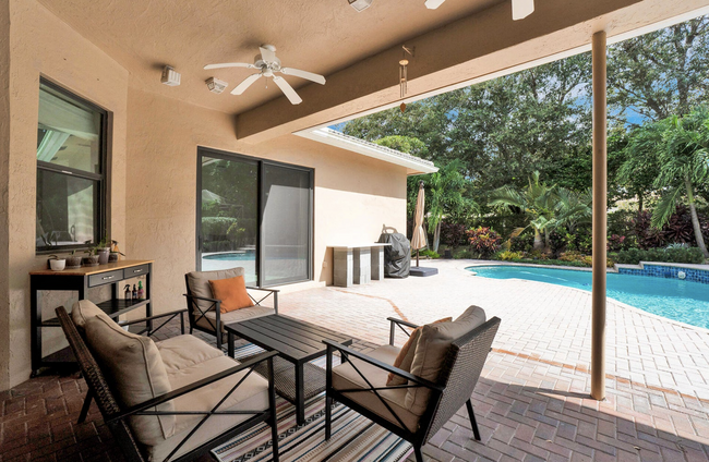 Building Photo - Northwest 50th Drive, Coral Springs, FL 33...
