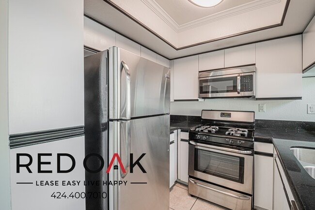 Building Photo - 1755 El Cerrito Pl