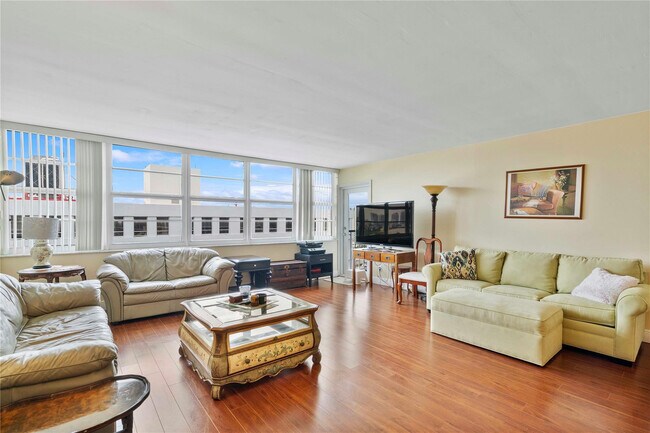 Building Photo - 1160 N Federal Hwy