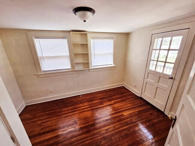 3rd bedroom - 1929 Sherman Blvd