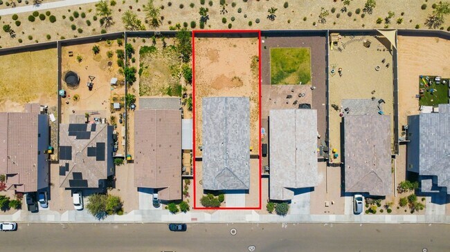 Building Photo - Modern Litchfield Park Home | 4 Bed, RV Gate + Open Kitchen